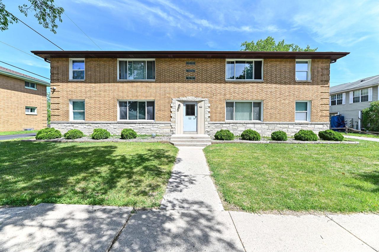 926 E Waterford Ave, Milwaukee, WI 53207