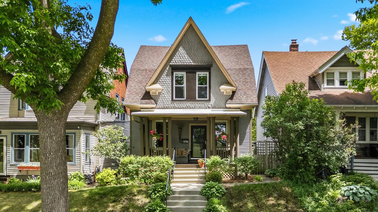 2726 N Bartlett Ave, Milwaukee, WI 53211