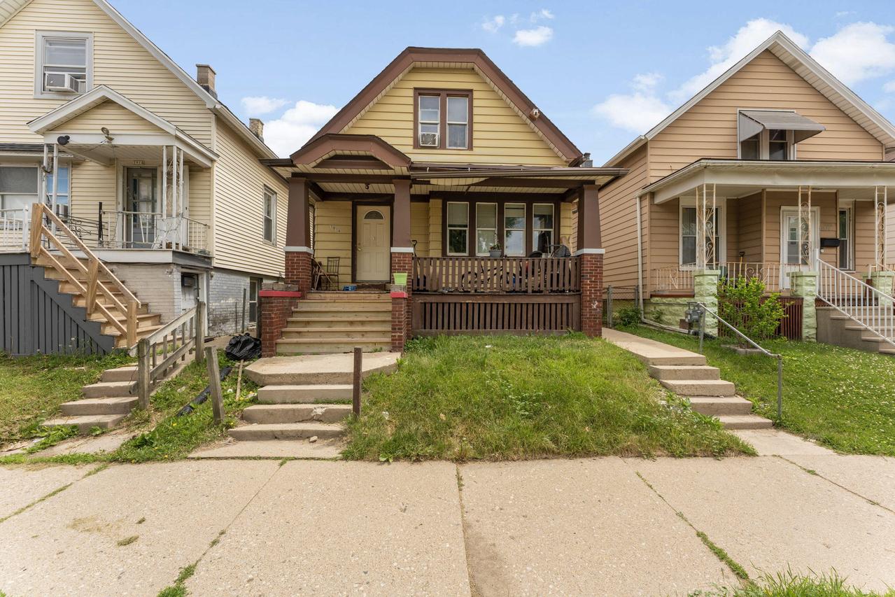 1916 S 7th St #1918, Milwaukee, WI 53204