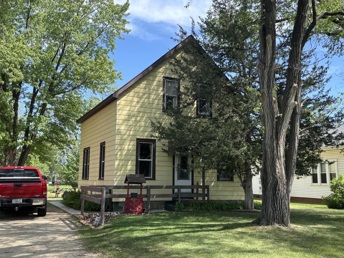 2707 Boschert St, Shelby, WI 54601