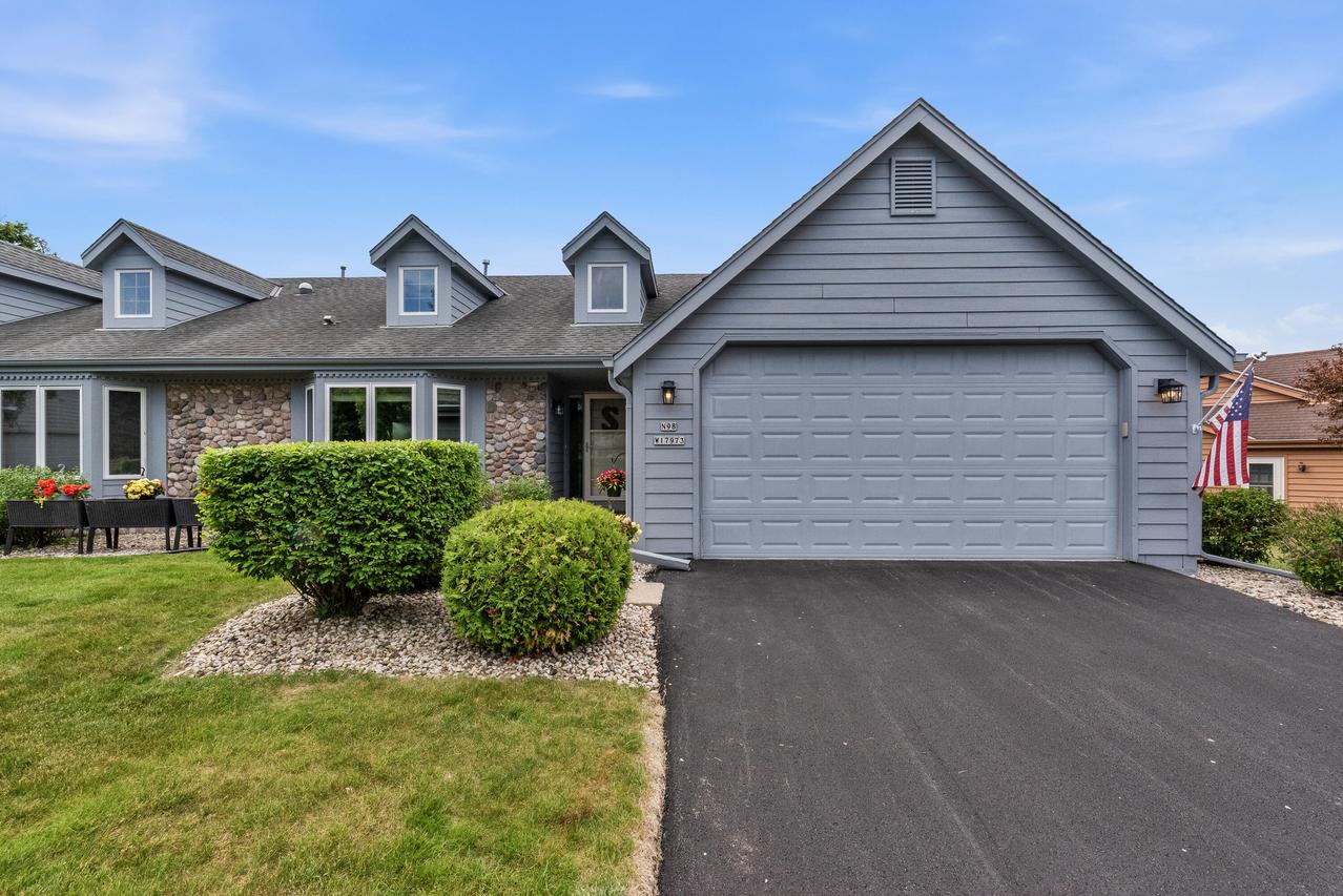 N98W17973 Bramblewood Ct, Germantown, WI 53022