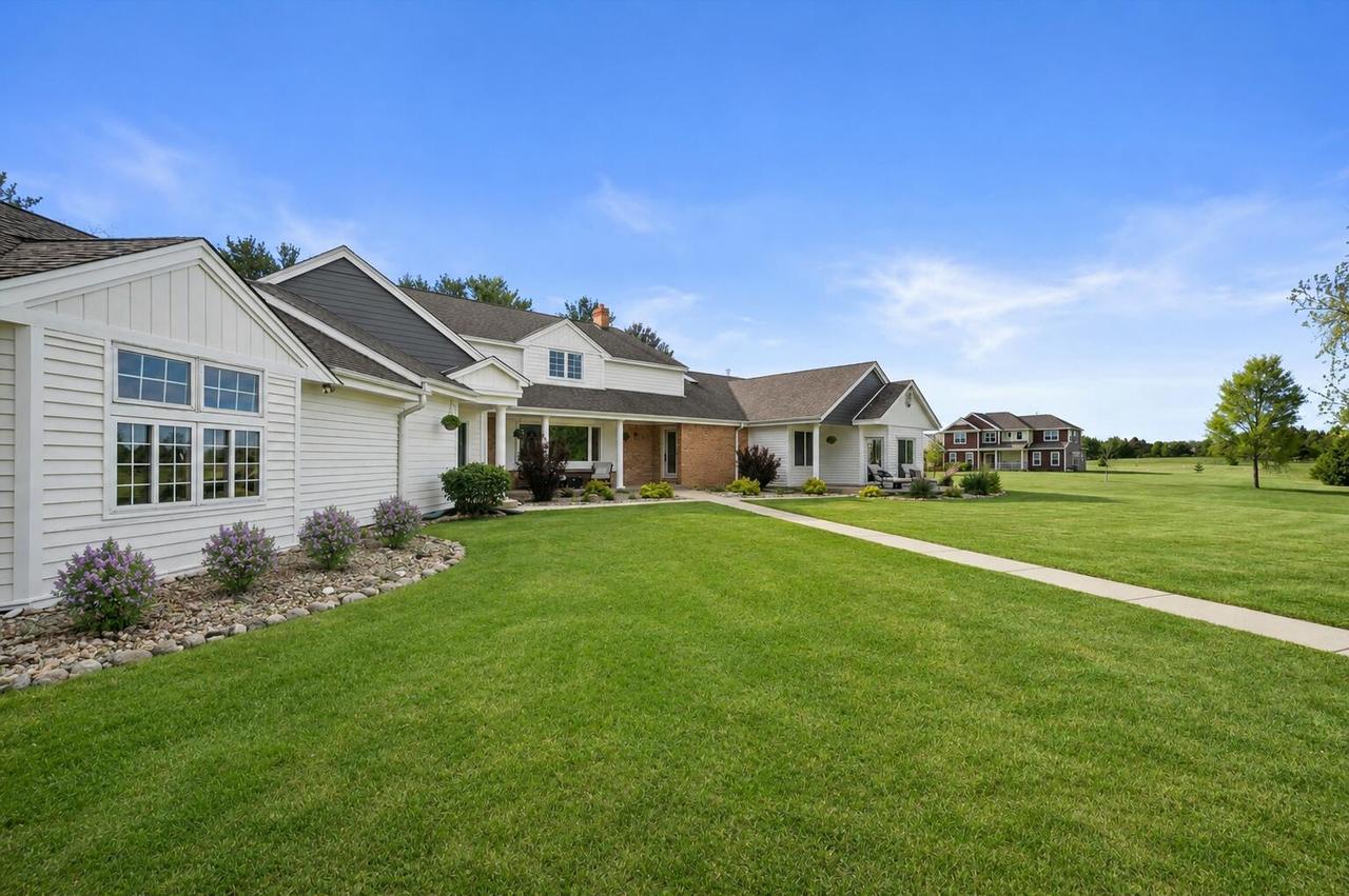S90W34465 Whitetail Dr, Eagle, WI 53119