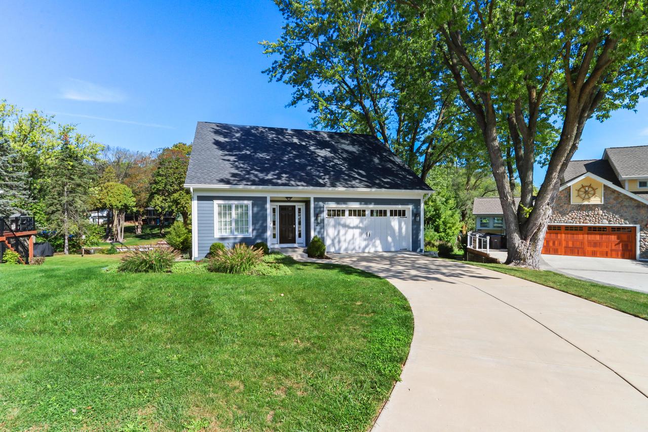 W5225 Sterlingworth Ct, La Grange, WI 53121
