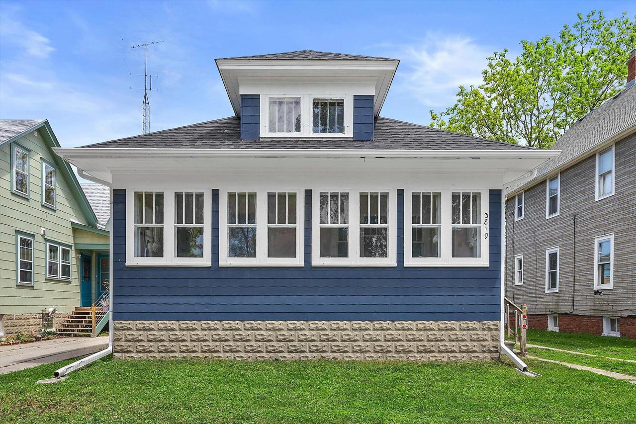 3819 10th Ave, Kenosha, WI 53140