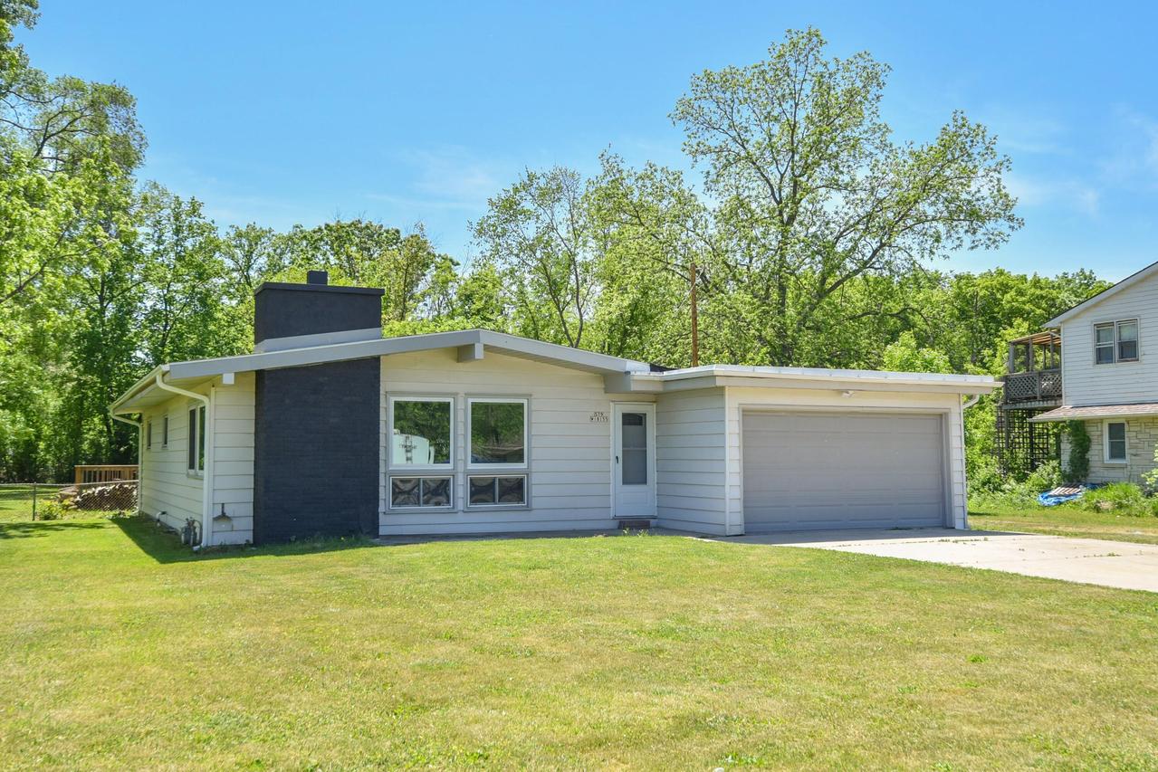 S79W18155 W Tower Dr, Muskego, WI 53150