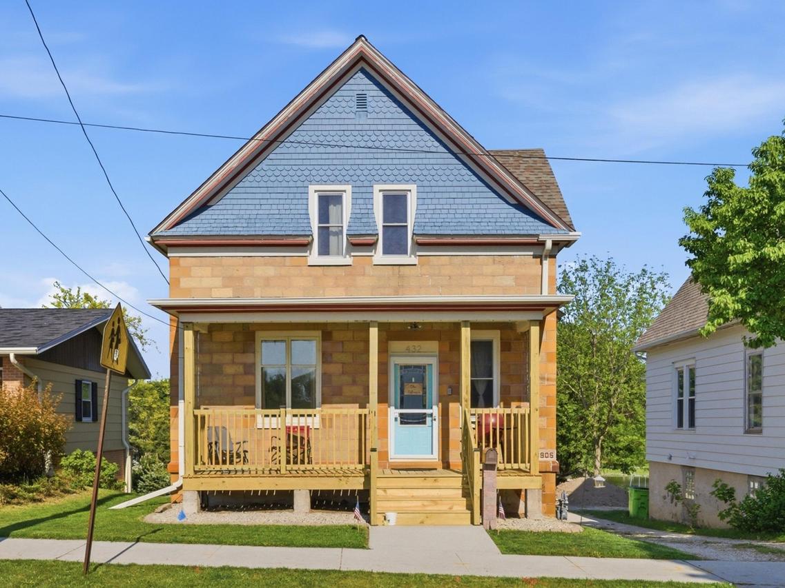 432 5th St, Kiel, WI 53042