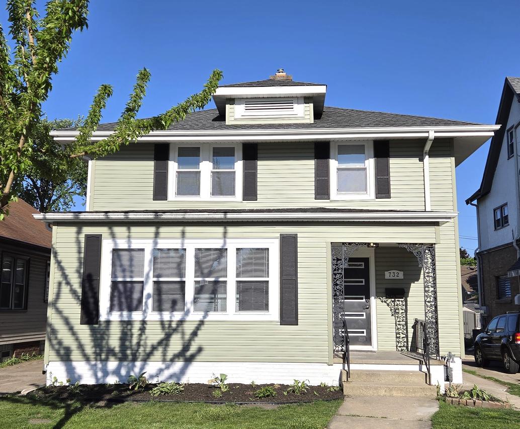 732 Arthur Ave, Racine, WI 53405