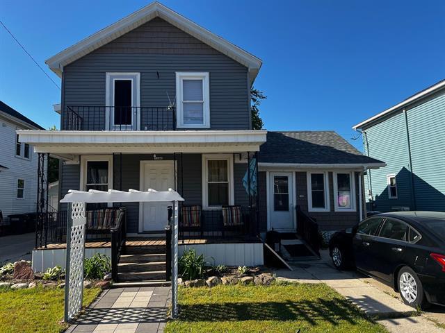 1346A Carl Ave, Sheboygan, WI 53081