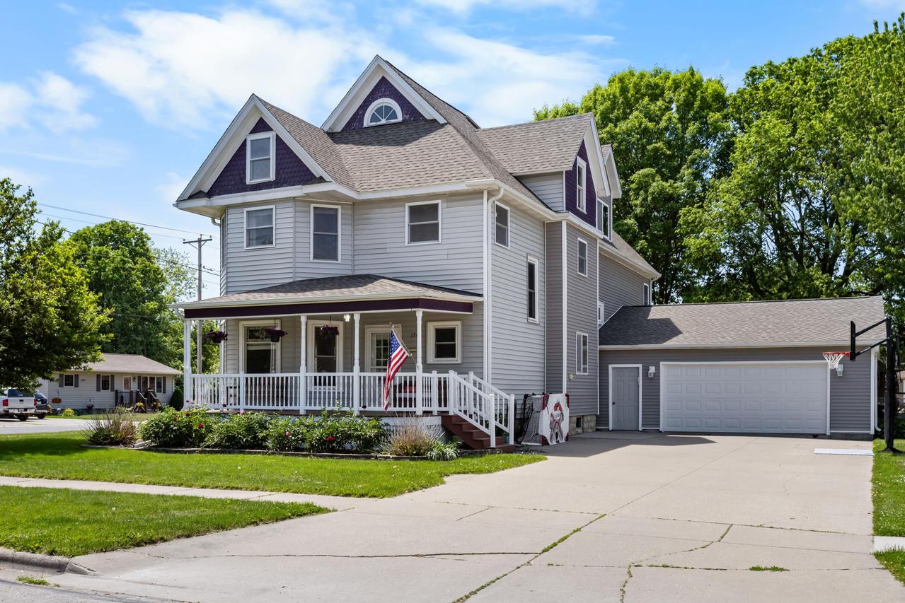 170 West Ave, West Salem, WI 54669