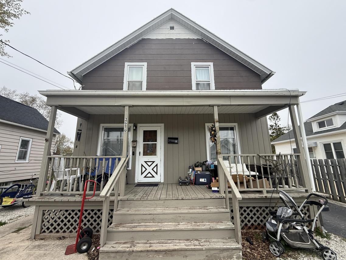 2010 Lincoln St, Two Rivers, WI 54241