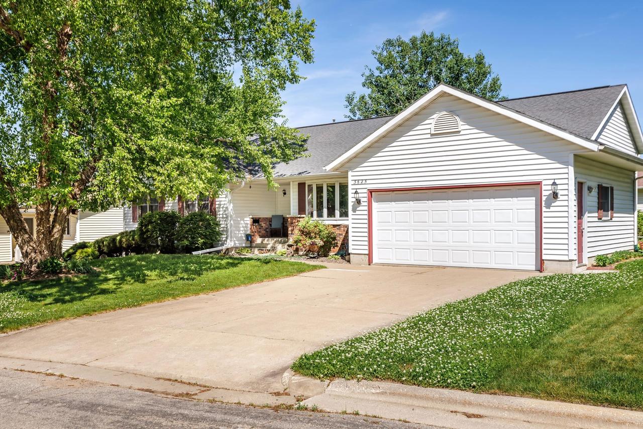 3625 Bentwood Pl, La Crosse, WI 54601