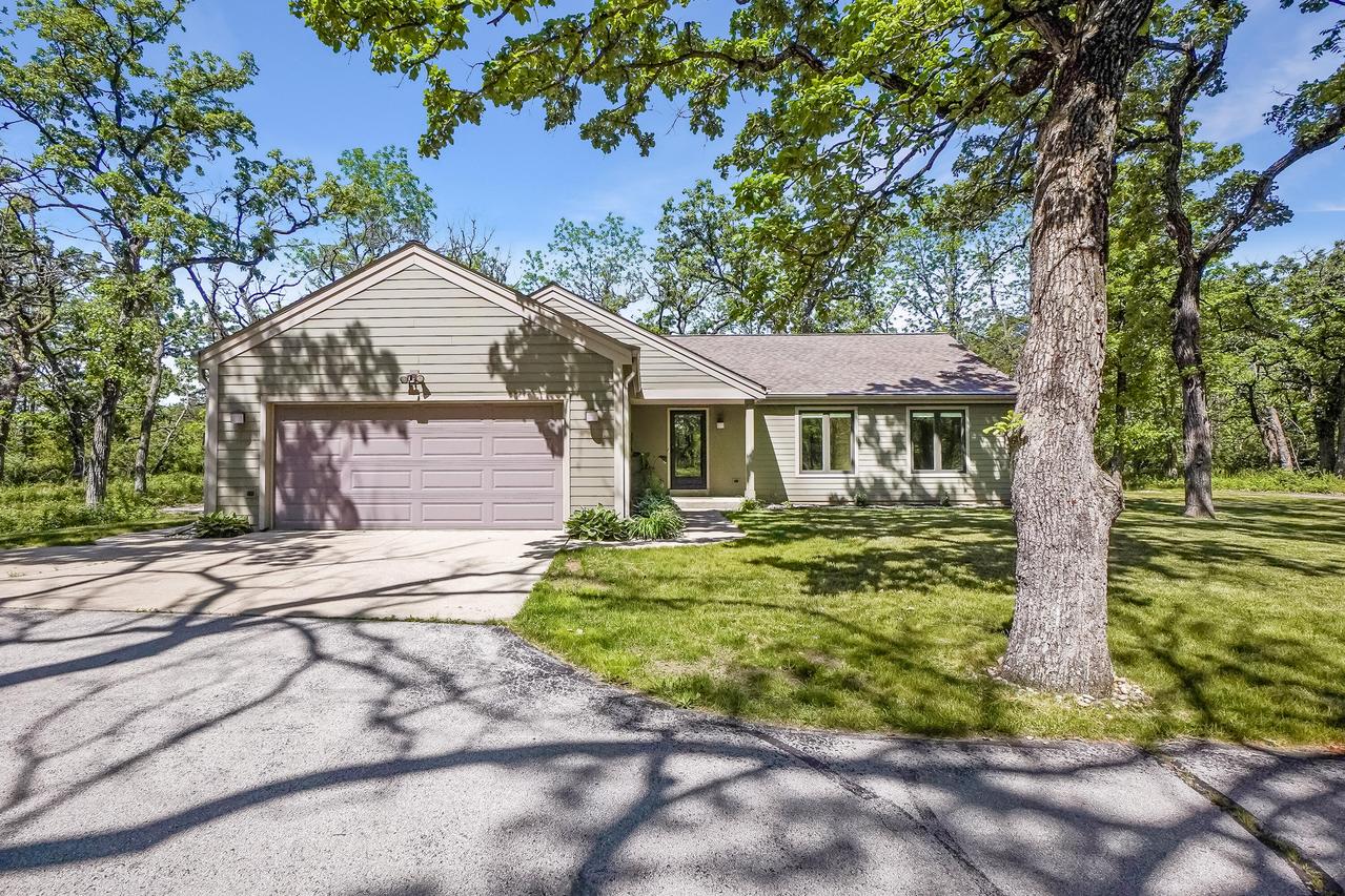 W347S7567 Sprague Rd, Eagle, WI 53119