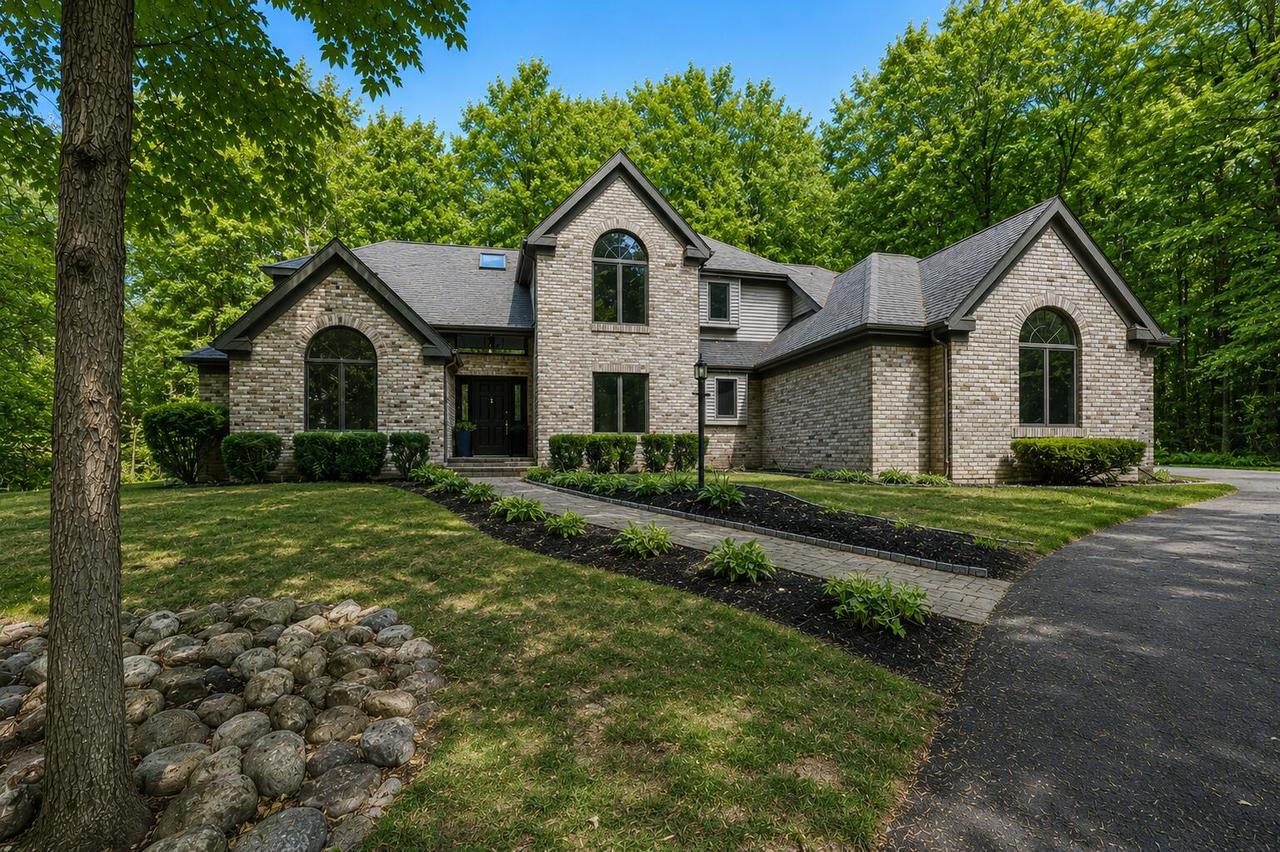 W5971 Pheasant Ln, Plymouth, WI 53073