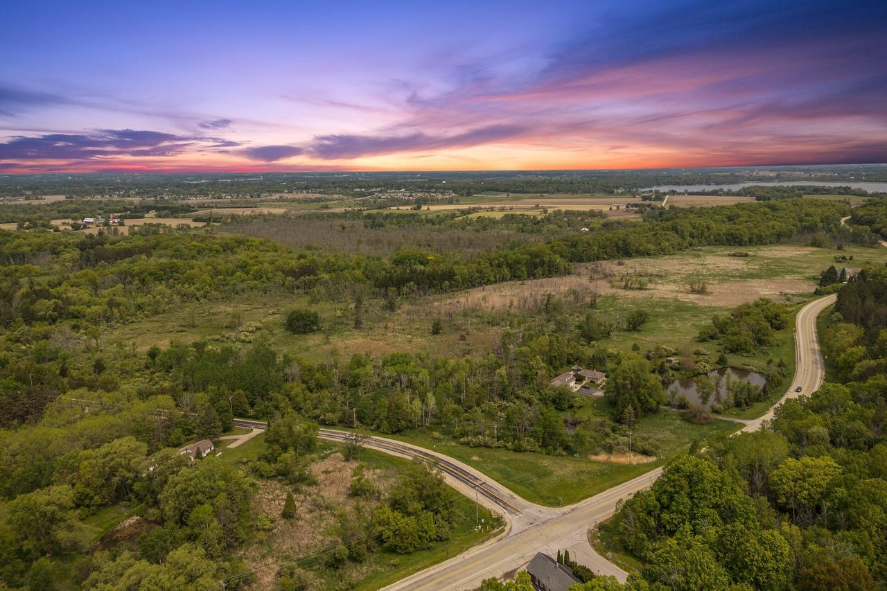 120 AC County Hwy., Hartford, WI 53027