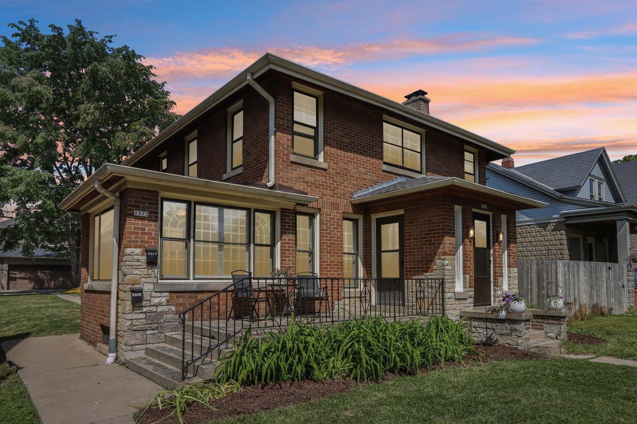 1571 S 74th St #1573, West Allis, WI 53214