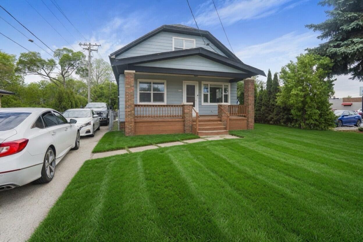 4723 Douglas Ave, Caledonia, WI 53402