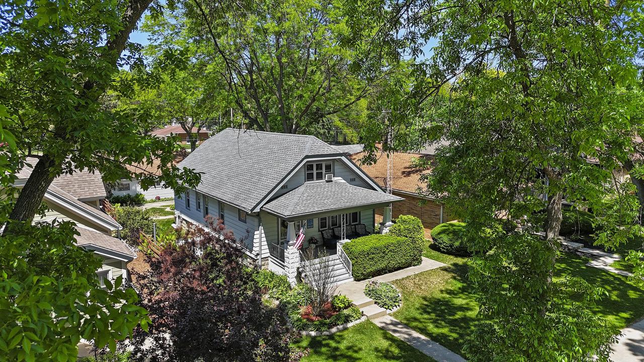178 W Saveland Ave, Milwaukee, WI 53207