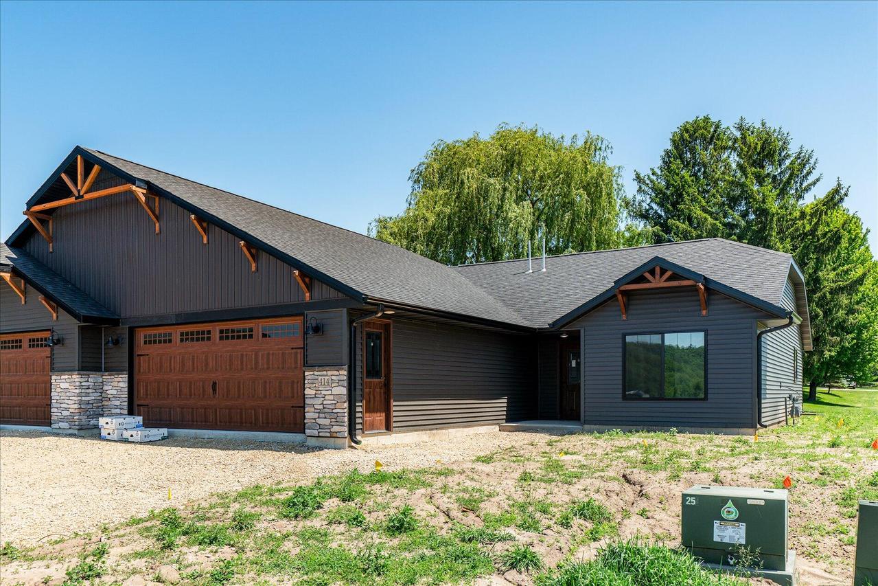 414 N Washington St, Viola, WI 54664