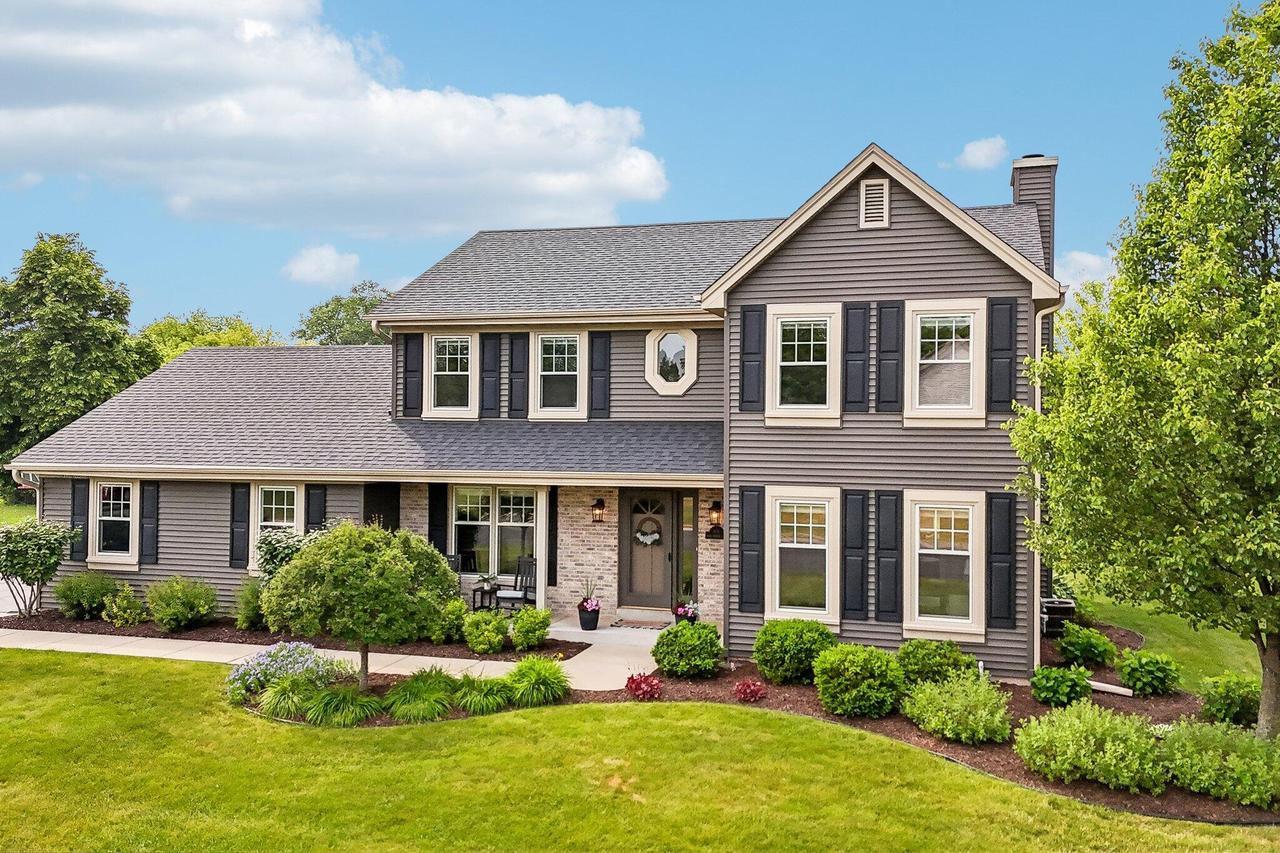 W138N6513 Manor Hills, Menomonee Falls, WI 53051