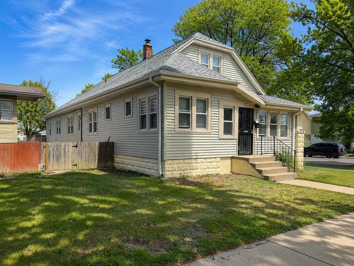 6302 W Medford Ave, Milwaukee, WI 53218
