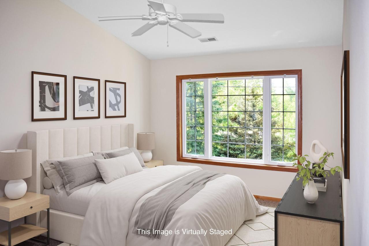 803 Cheyenne Ave #Unit E, Grafton, WI 53024