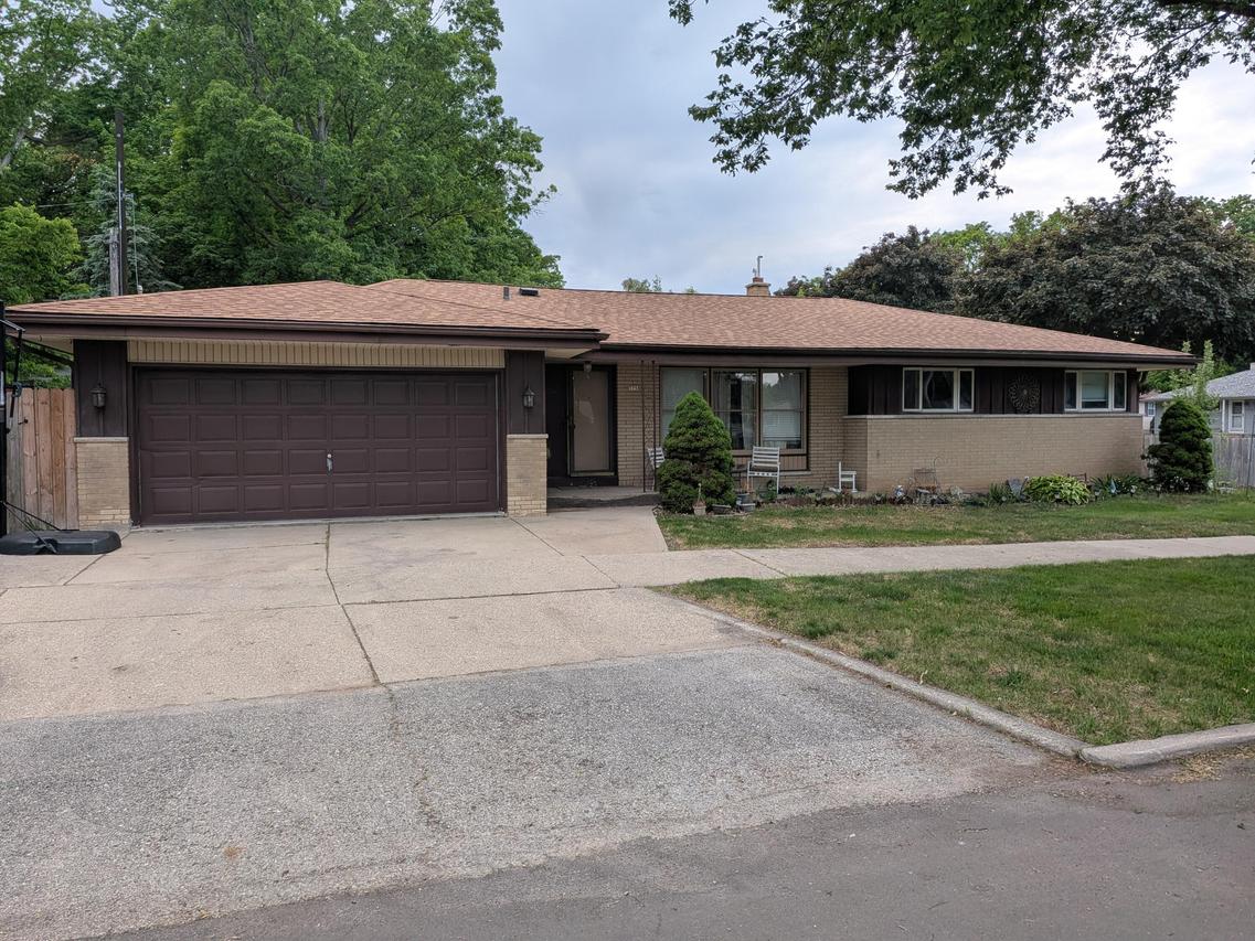 3758 W Parnell Ave, Milwaukee, WI 53221
