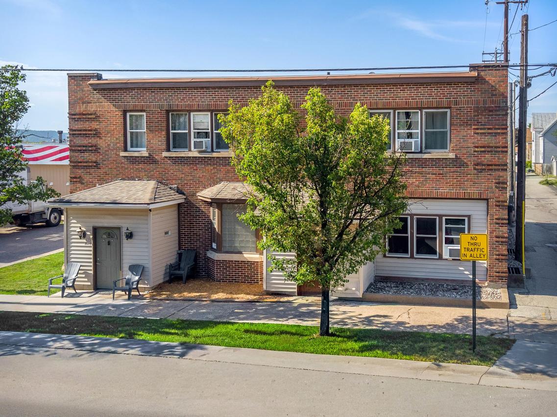 415 Market St, La Crosse, WI 54601