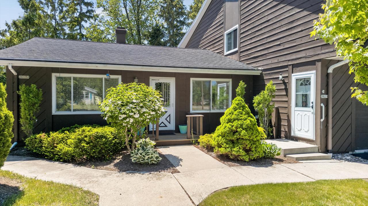 2619 Camelot Blvd #A, Sheboygan, WI 53081