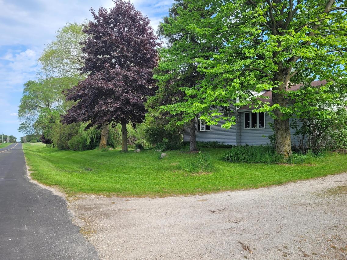 8201 Scheffler Rd, Newton, WI 53063