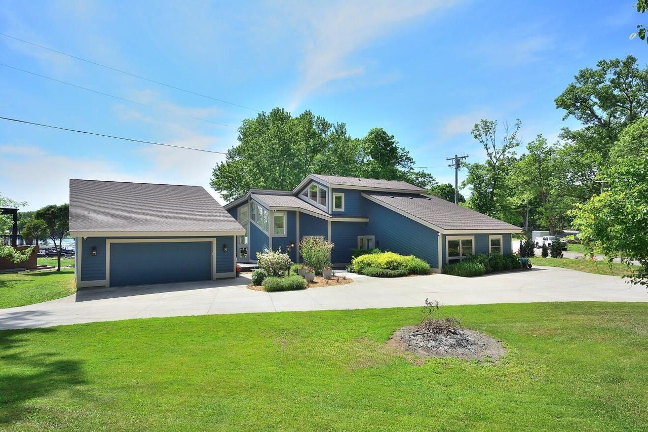 W339N5275 Road O -, Merton, WI 53058