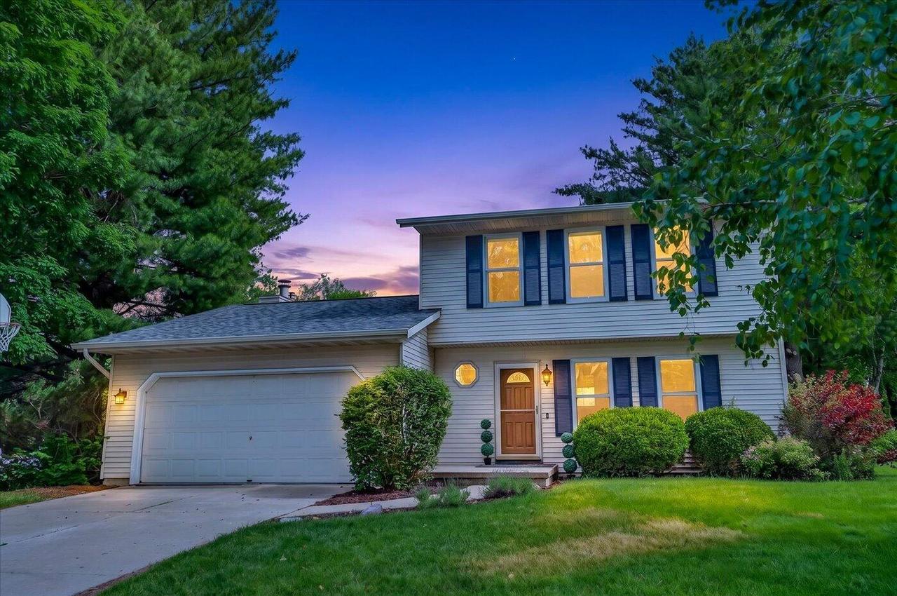 650 Grace St, Verona, WI 53593