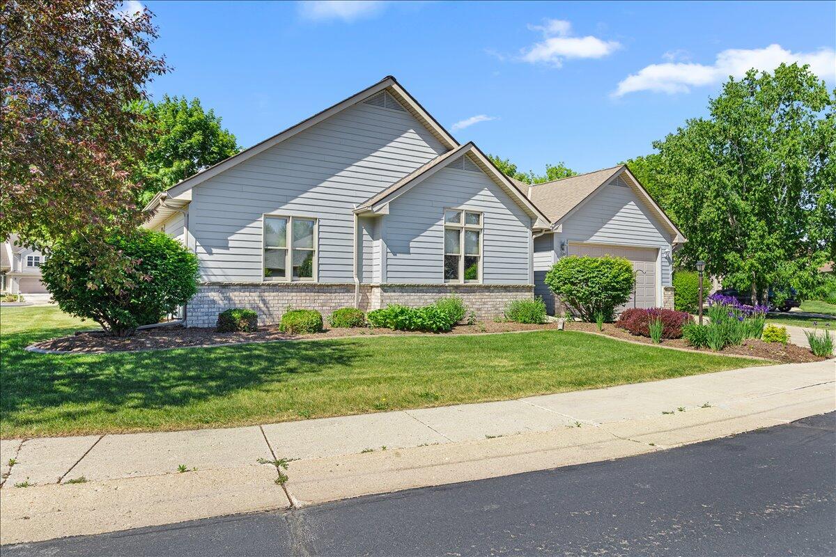 1320 West Heights, West Bend, WI 53095
