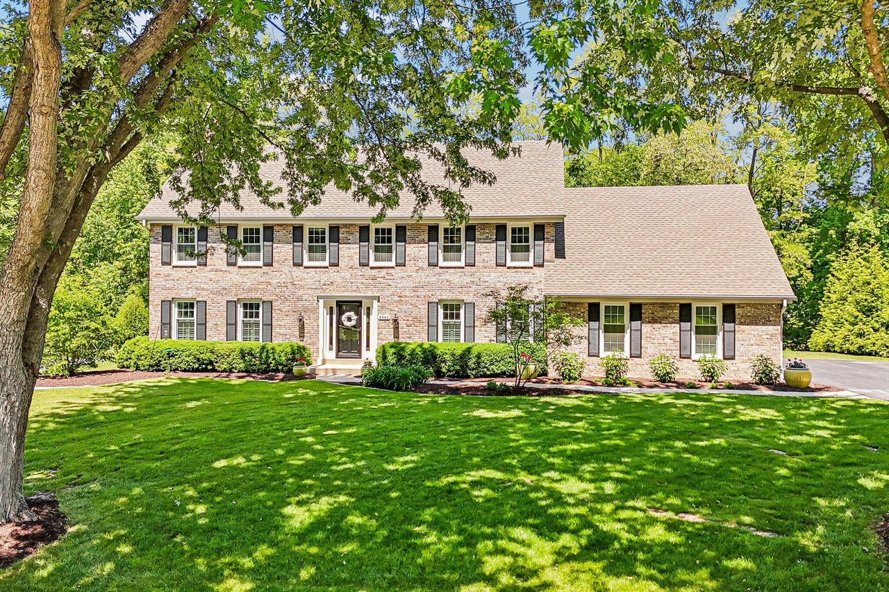 9945 N Valley Hill, Mequon, WI 53092