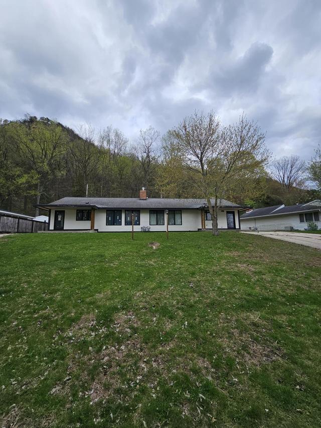 1617-1623 Sunset Dr, La Crosse, WI 54601