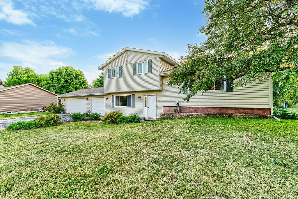 N7051 Bice Ave, Holland, WI 54636