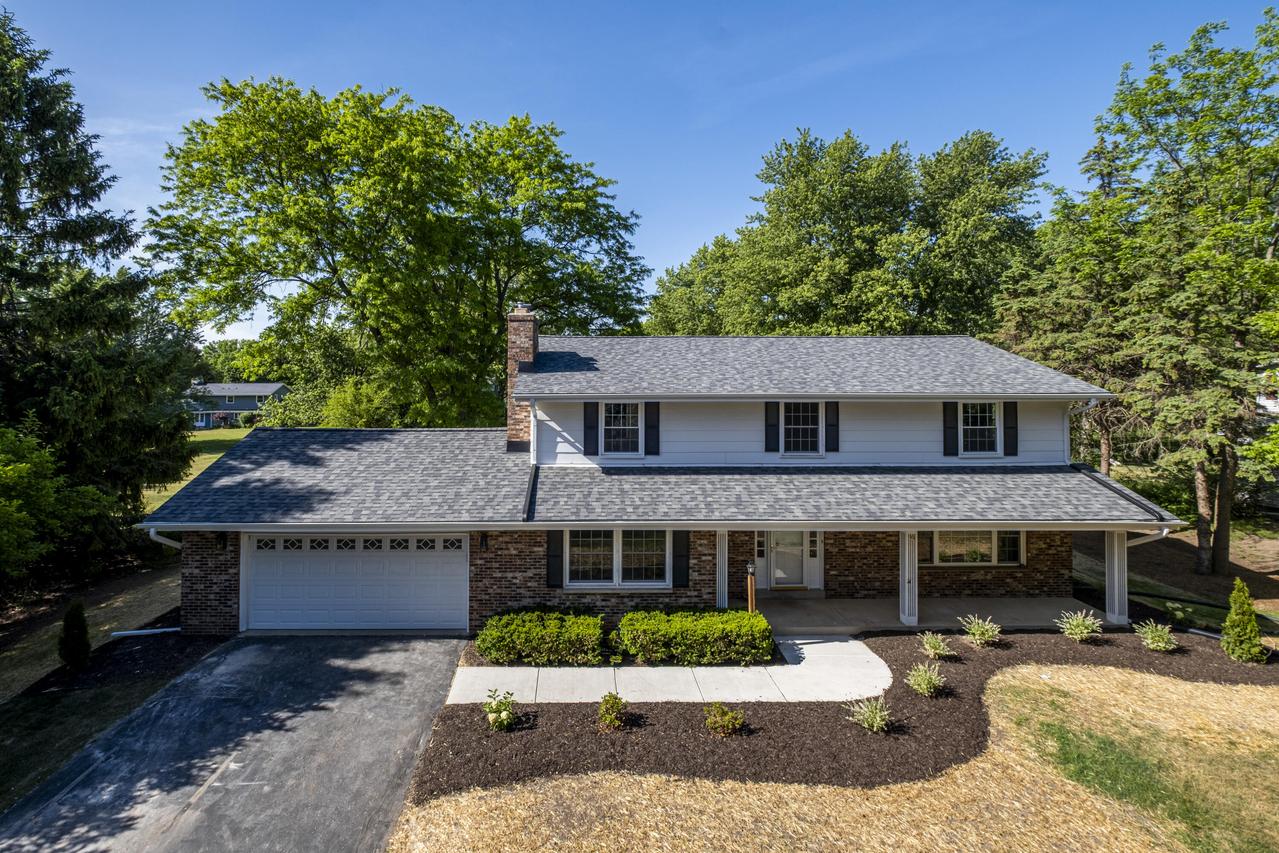 14420 Woodridge Cir, Brookfield, WI 53005
