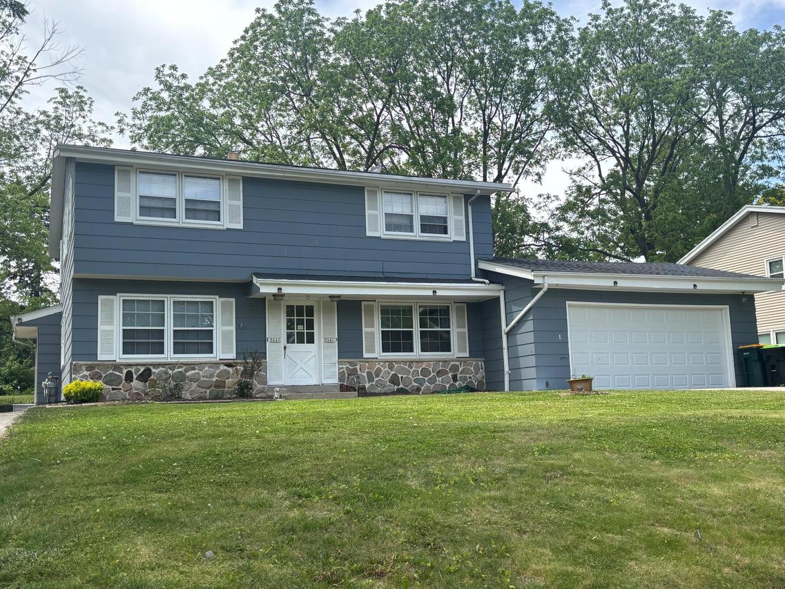 5641 S 104th St #5643, Hales Corners, WI 53130
