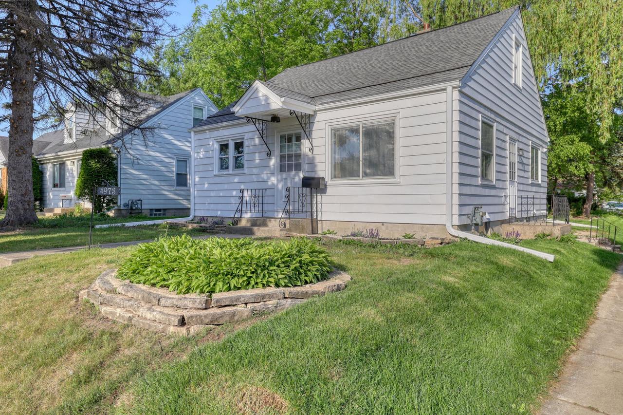 4973 N 60th St, Milwaukee, WI 53218