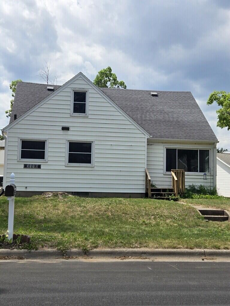 3110 27th St, La Crosse, WI 54601
