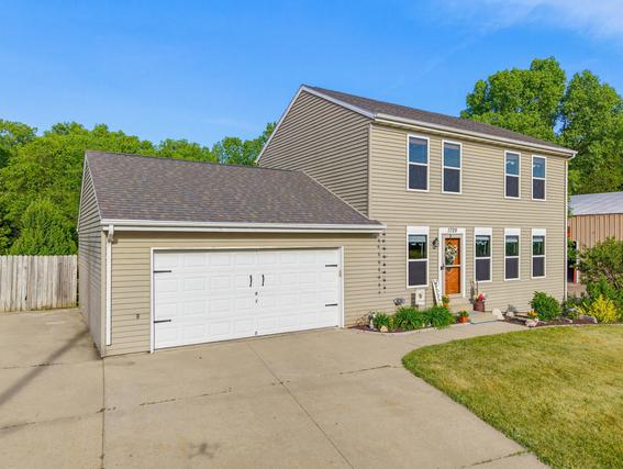 New Homes For Sale This Week That Attend Badger Middle School: May 29th to June 4th