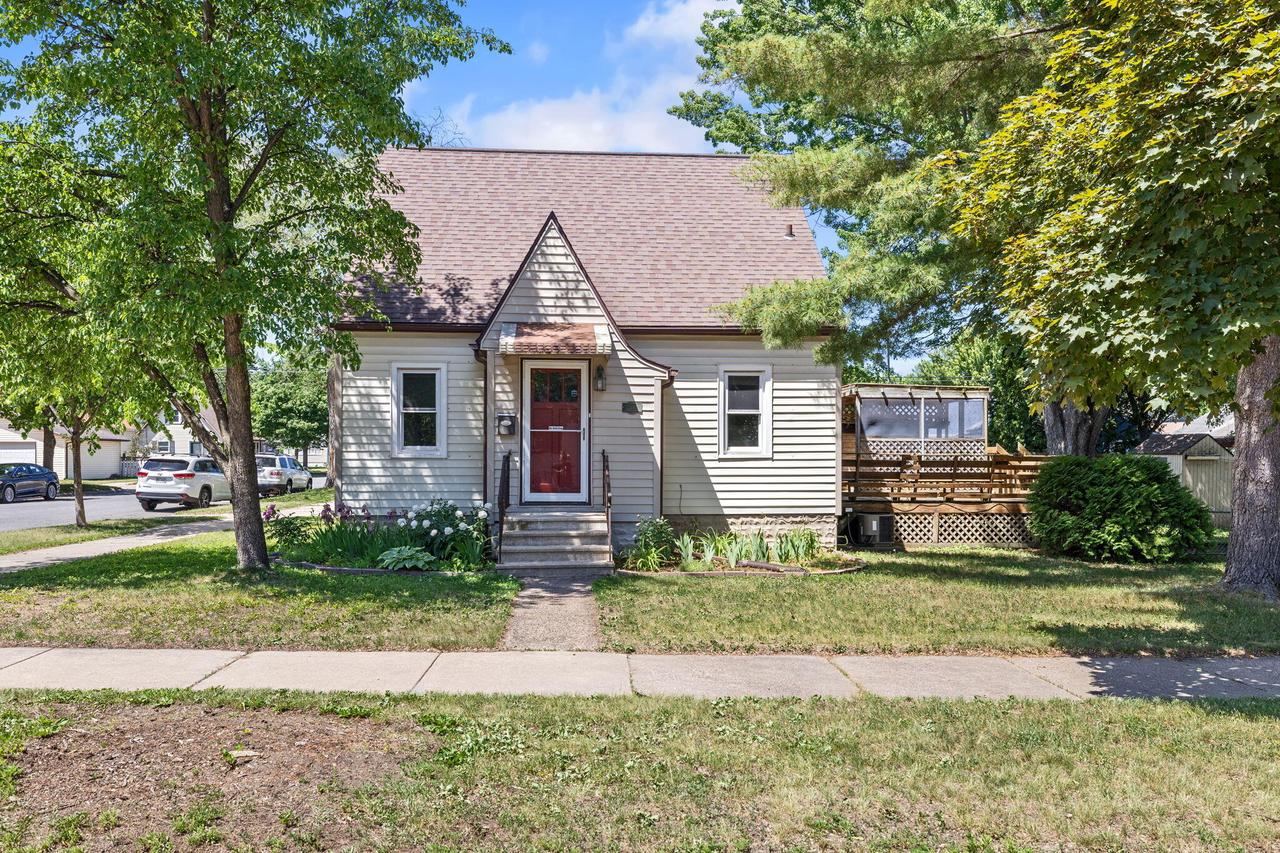 2101 Mississippi St, La Crosse, WI 54601