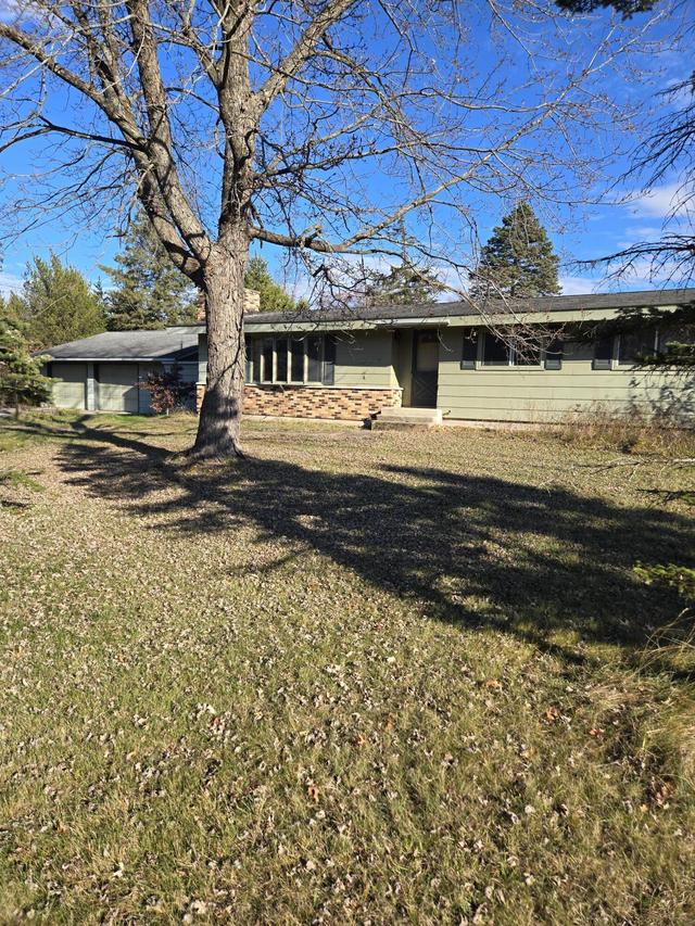 N11612 N 10th Ave, Necedah, WI 54646