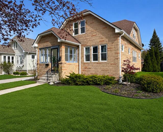2327 Buchanan Rd, Kenosha, WI 53143
