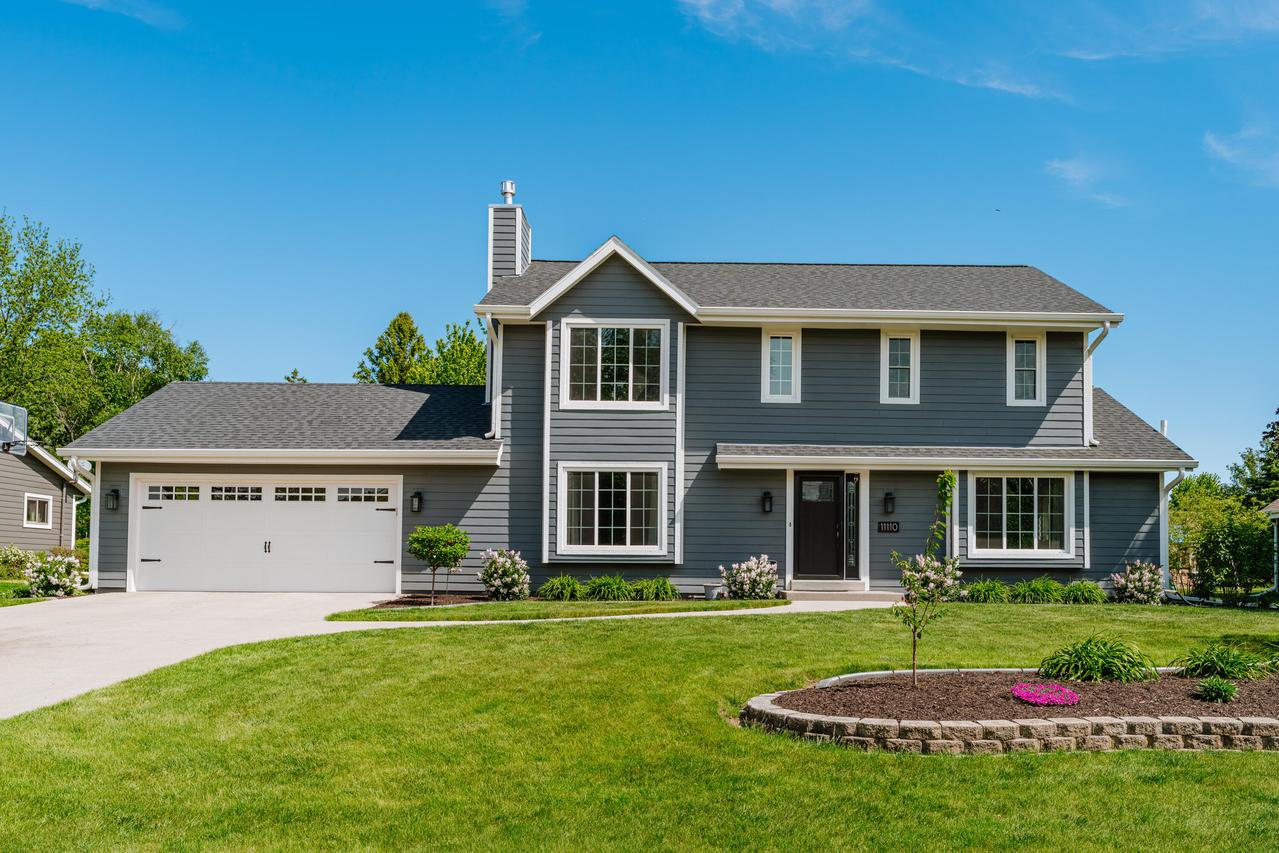 11110 W Woodside Dr, Hales Corners, WI 53130