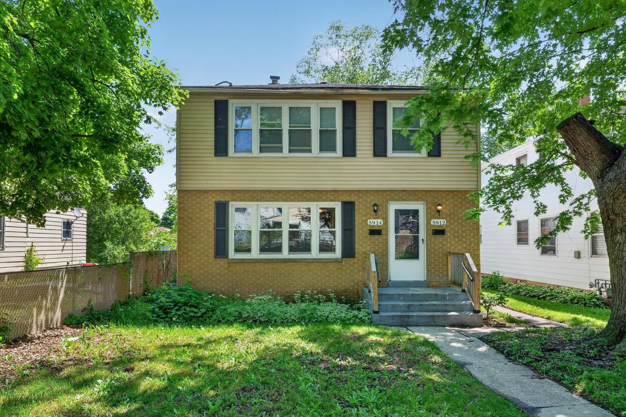 5912-5914 N 70th St, Milwaukee, WI 53218