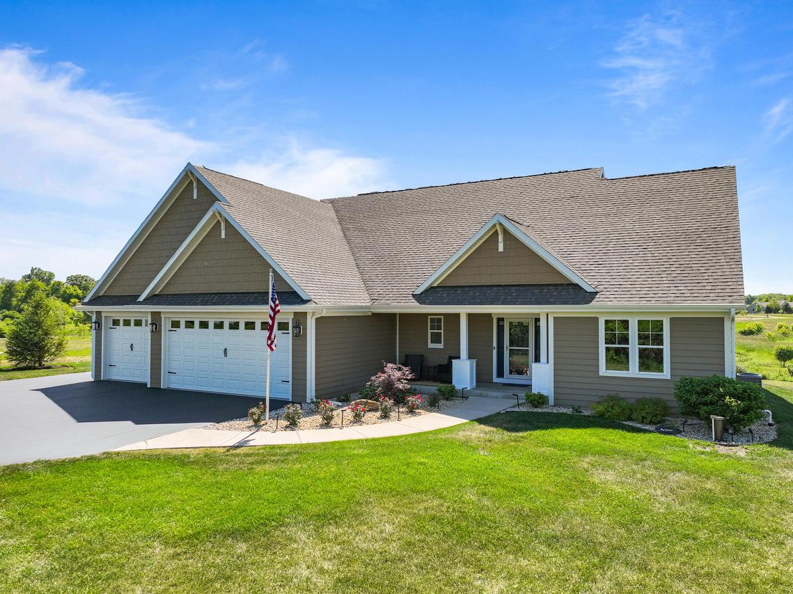 N1451 Maple Ridge, Linn, WI 53147