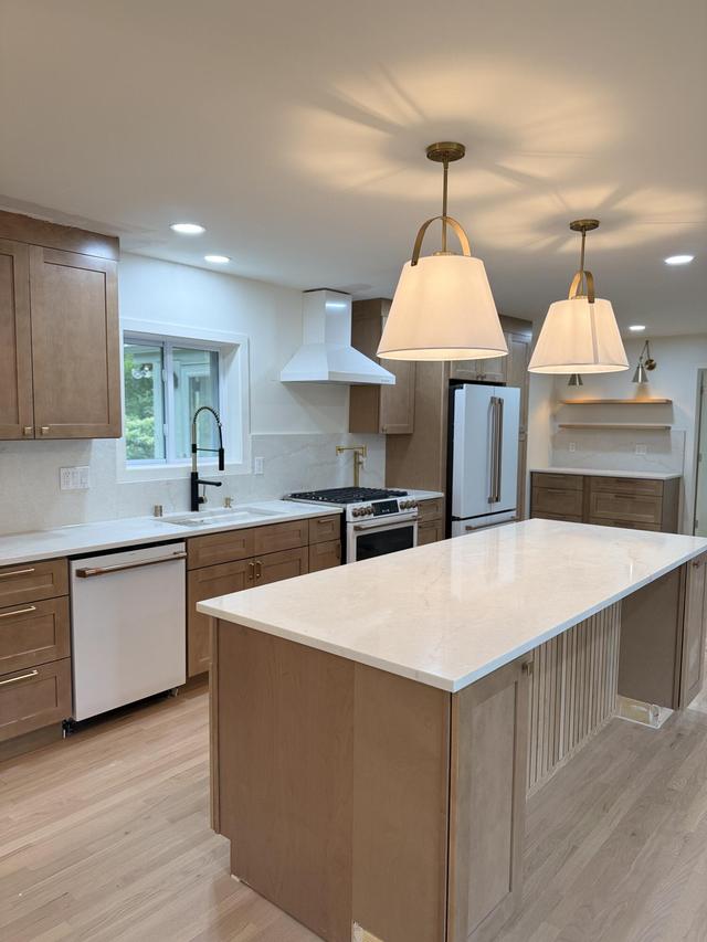 3285 Wetzel Ln, Brookfield, WI 53005