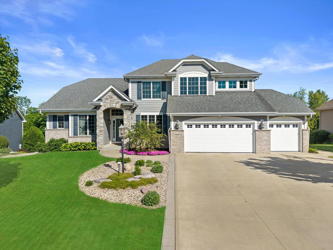 9647 49th Ct, Pleasant Prairie, WI 53158