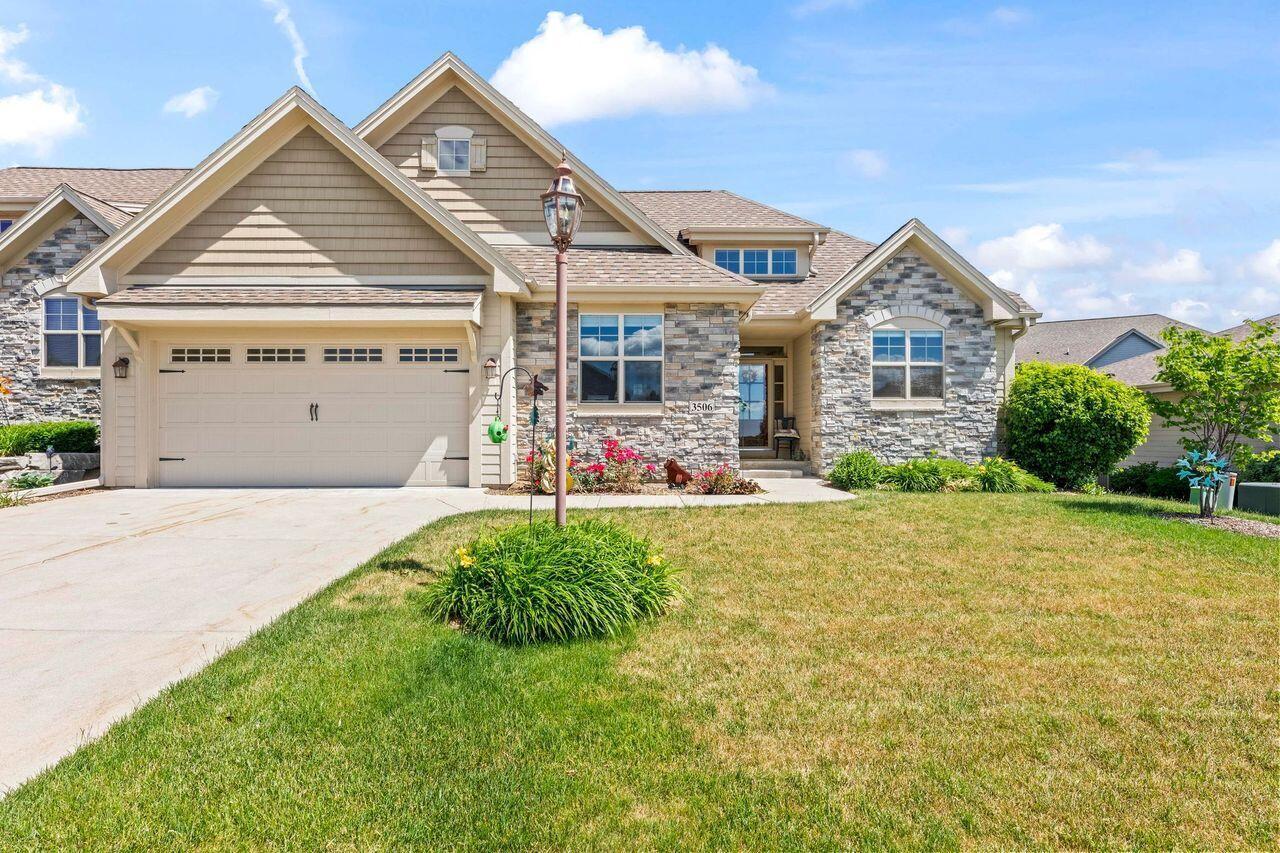 3506 Hawthorn Hill, Waukesha, WI 53188