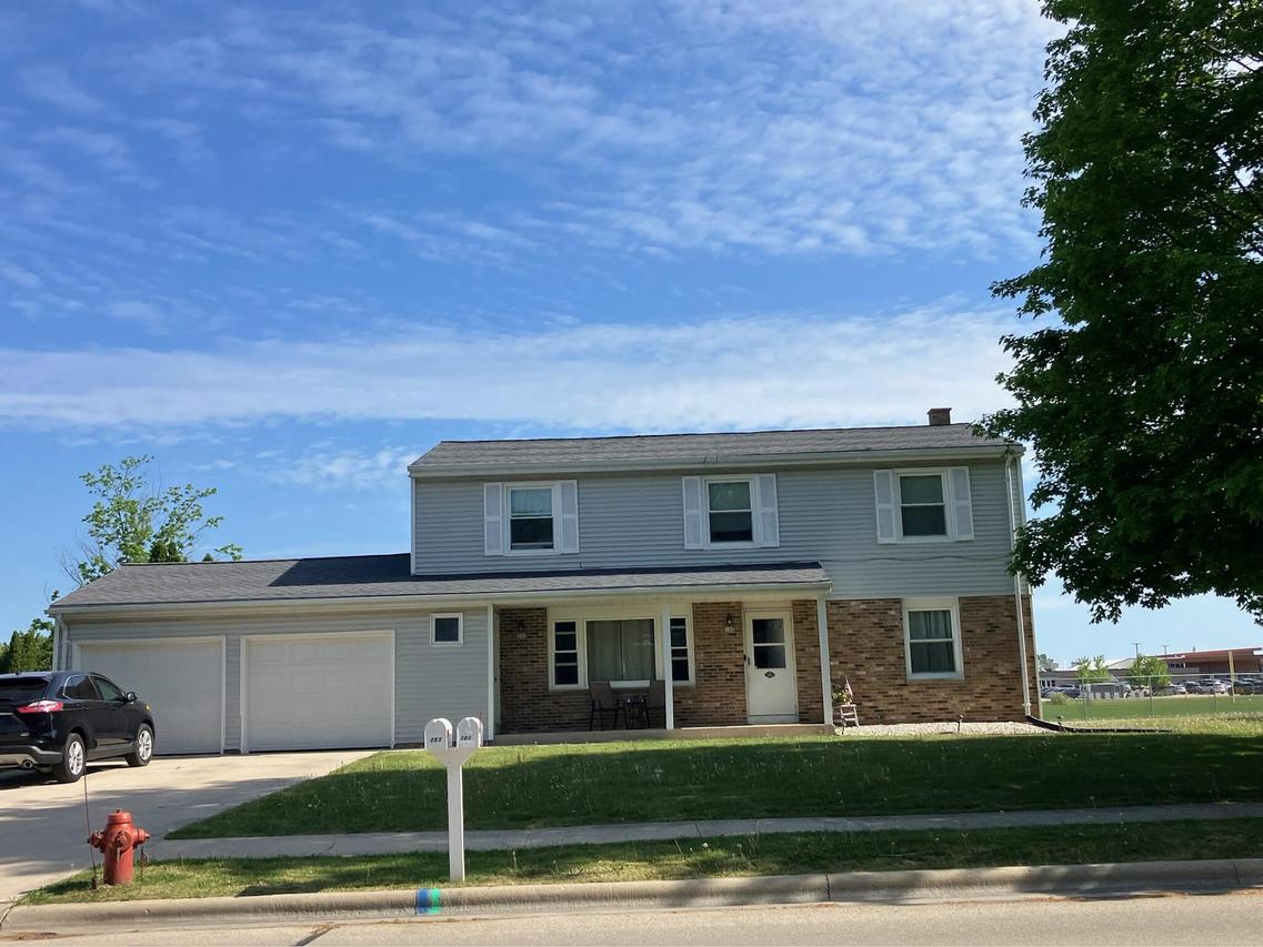 280 Martin Dr #282, Fredonia, WI 53021